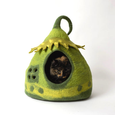 Wool Felt Fairy House Cave Bed - Green